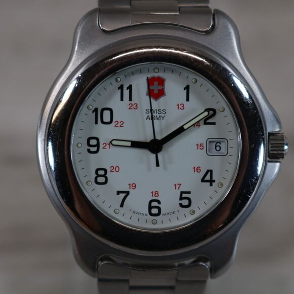 Victorinox Swiss Army Officers 1884 Watch – Pre‑Owned, New Battery, Round, White - Picture 1 of 10